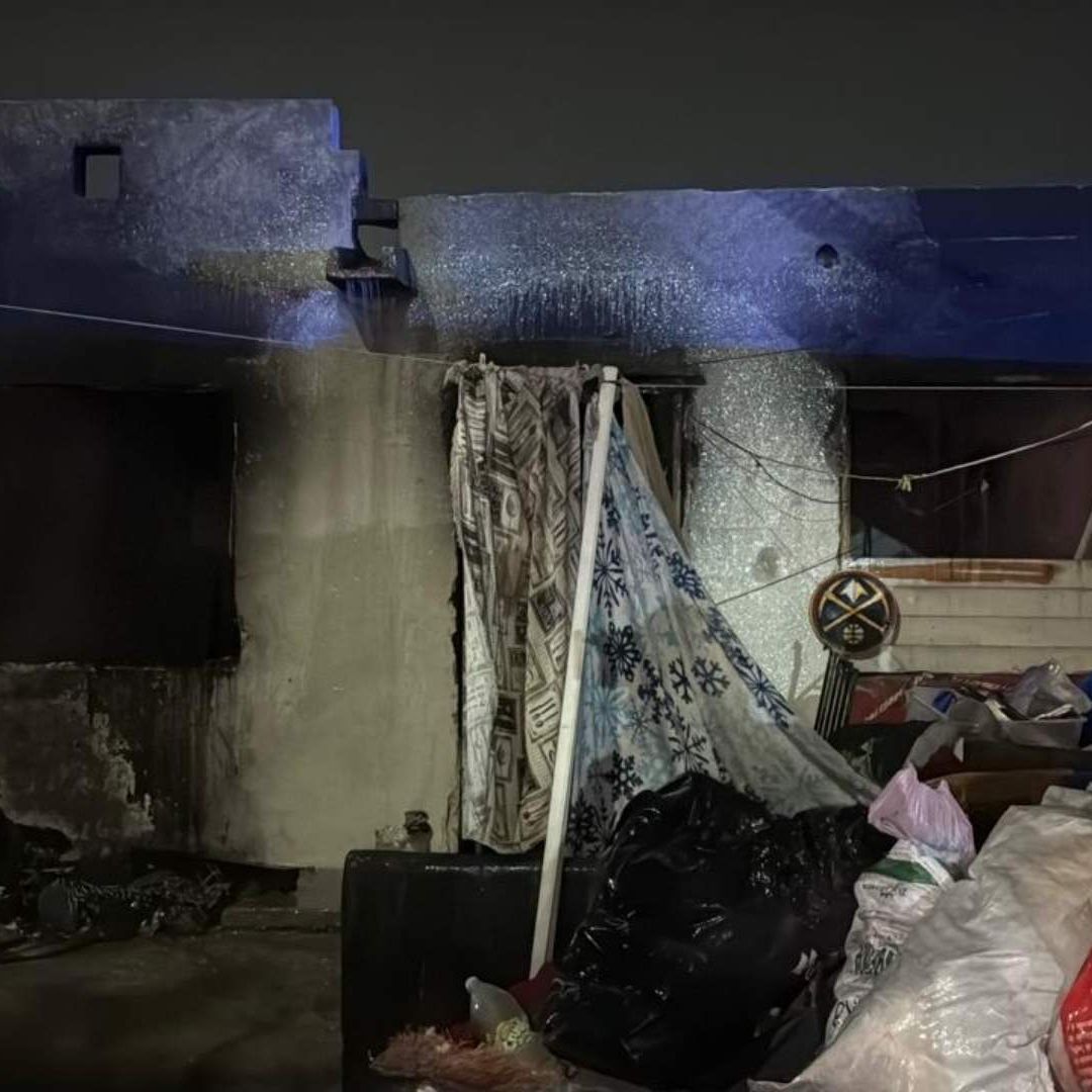 Incendio consume vivienda abandonada en Parajes de San José